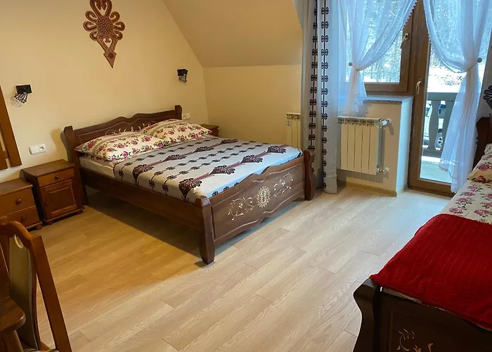 Pod Lasem Pensión Białka Tatrzańska